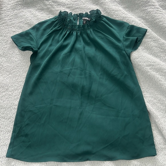 Pre loved, Women’s Express short-sleeve blouse, emerald colour - great condition - Picture 2 of 6